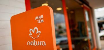 Natura to sell Avon CARD, exploring options for Avon International