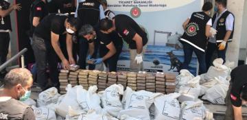 Türkiye seizes more than 1.1 tonnes of drugs, 2.7 mln pills in nationwide operations 