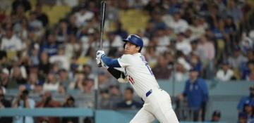 Snell dominates, Ohtani homers as Dodgers top Phillies 5-0