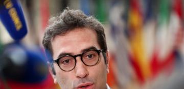 Spain supports EU plan to use frozen Russian assets, reduces gas imports 