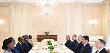 Ilham Aliyev hosts expanded luncheon meeting with Rwanda’s President
