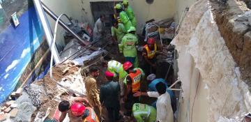 7 killed in roof collapse in Pakistan 