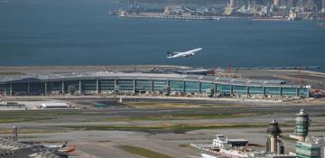 Hong Kong airport braces for 36-hour shutdown as Typhoon Ragasa nears