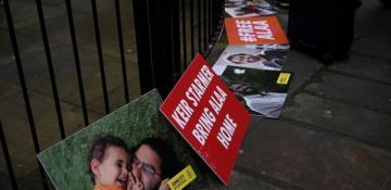 Egypt’s President Sisi pardons activist Alaa Abd el-Fattah