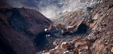 Three people trapped in Northwest China coal mine accident