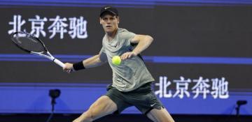 Sinner edges Marozsan to reach China Open semi-finals