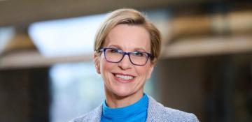GSK CEO Emma Walmsley to step down