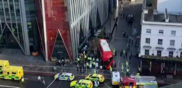 Several injured in double-decker bus crash in central London -  VIDEO 