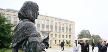 Azerbaijani, UAE presidents view bullet-riddled monuments of prominent Azerbaijani figures in Shusha