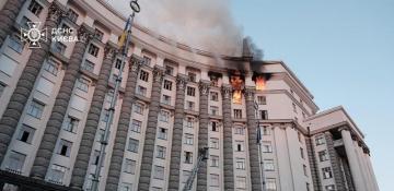 Zelenskyy: Ukraine’s Cabinet building struck in Russia’s largest attack of the war