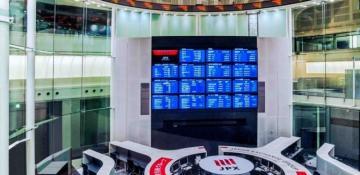 Tokyo stocks slip after record highs