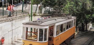 At least 15 dead as Lisbon funicular derails