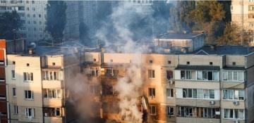Russia launches largest air attack on Ukraine, government building set ablaze
