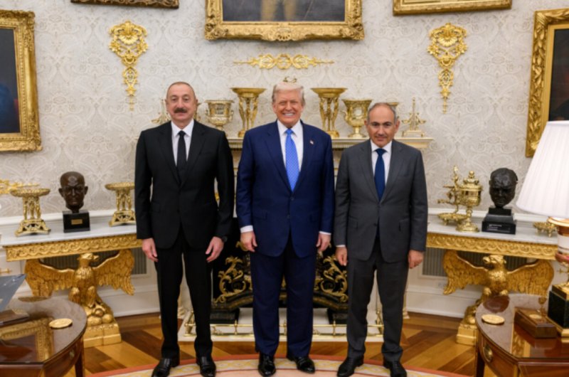 Trump hails “everlasting friendship” with Azerbaijan and Armenia leaders