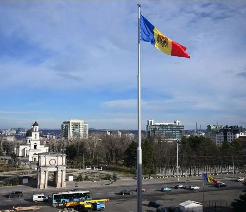 Moldova detains 74 over alleged Russian-backed election plot