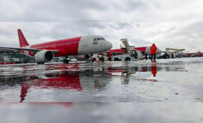 Kolkata heavy rainfall kills 5 days before Durga Puja 