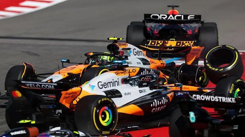 McLaren blame rivals for Piastri-Norris crash 