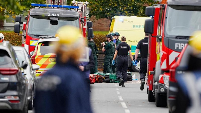 Four people injured in car and stabbing attack near Manchester synagogue