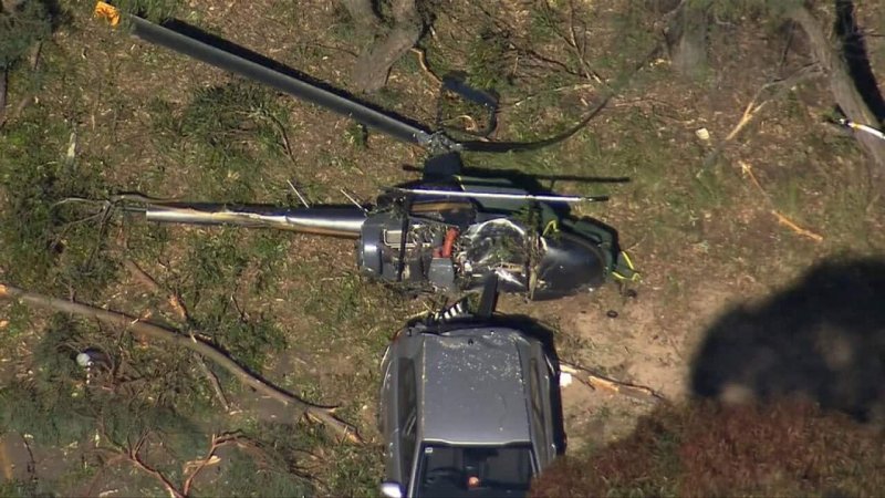Helicopter crash in Sydney kills 1, injures 1