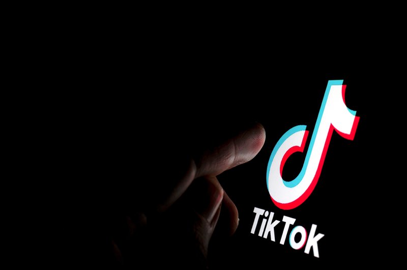 TikTok suspends accounts over Czech election interference