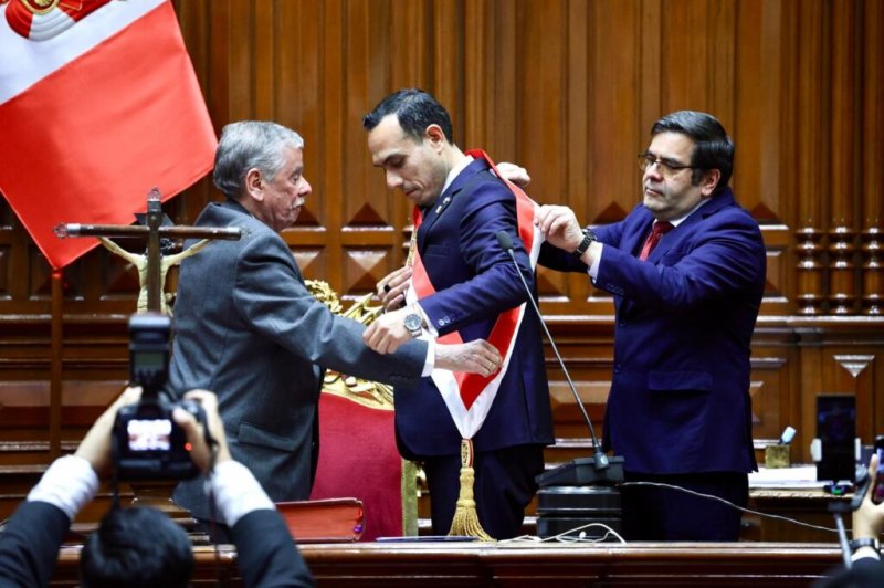 Congress leader Jose Jeri sworn in as Peru's president