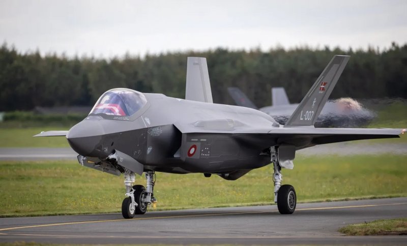 Denmark to purchase 16 more F-35A fighters