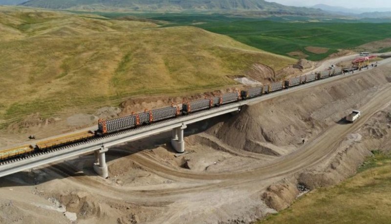 Azerbaijan plans to complete Horadiz-Aghband railway construction by next year 