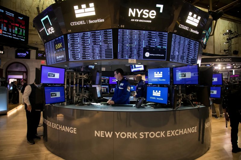 Dow, S&P 500, Nasdaq futures fall as US-China trade rift deepens