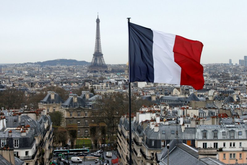 France to borrow € 310 billion in 2026 