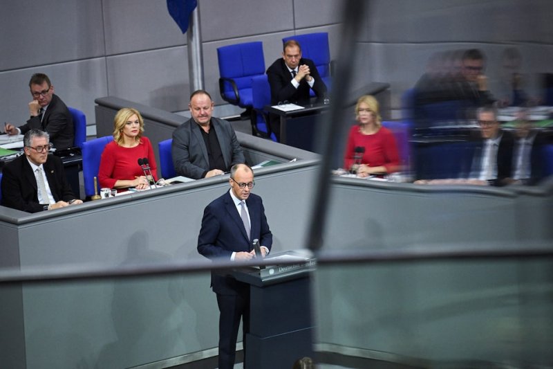 German chancellor pushes for use of frozen Russian assets to aid Ukraine 