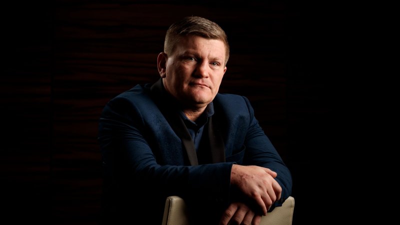 Former boxing world champion Ricky Hatton died by suicide, inquest reveals