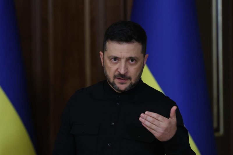 Zelenskyy: Russia repeatedly hit Ukraine’s emergency and energy crews in double terror strikes 