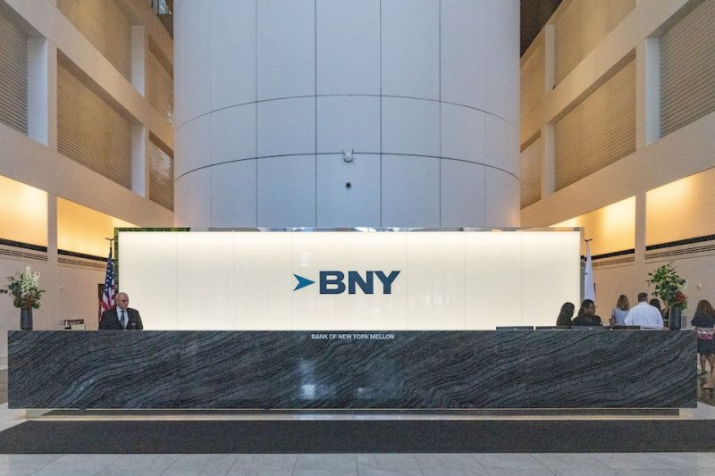 BNY reports 21% profit surge on strong fee and interest income growth
