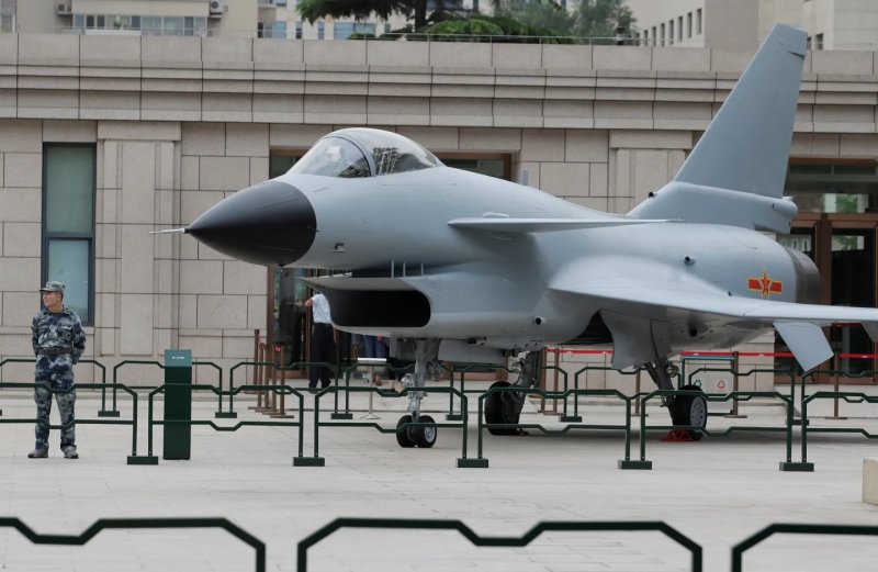 Indonesia boosts air defense with Chinese J-10 jets