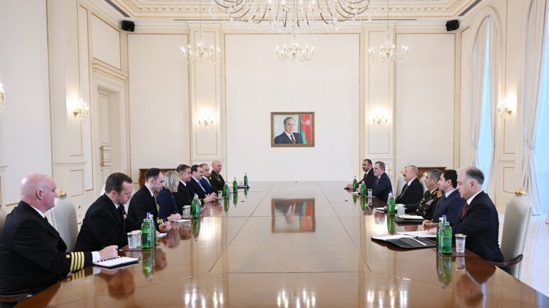 President Aliyev, US admiral discuss military cooperation, regional peace