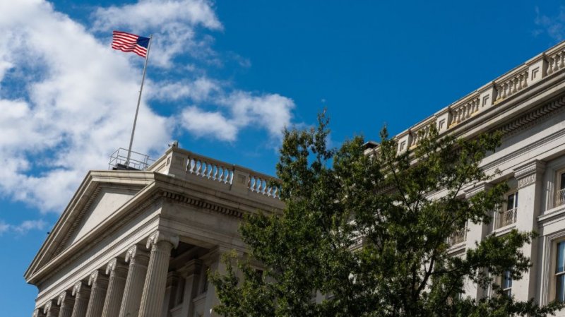 FX traders in Argentina estimate US Treasury sold over $200 million in currency