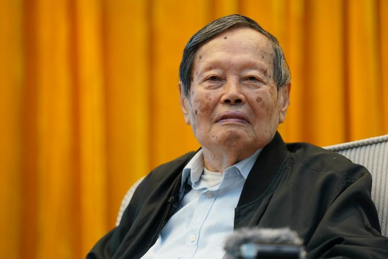 Nobel-winning physicist Chen Ning Yang dies at 103