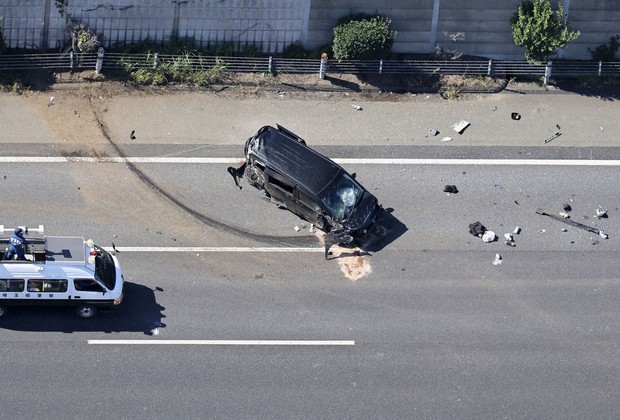 Two dead, several injured in car–truck collision near Tokyo 