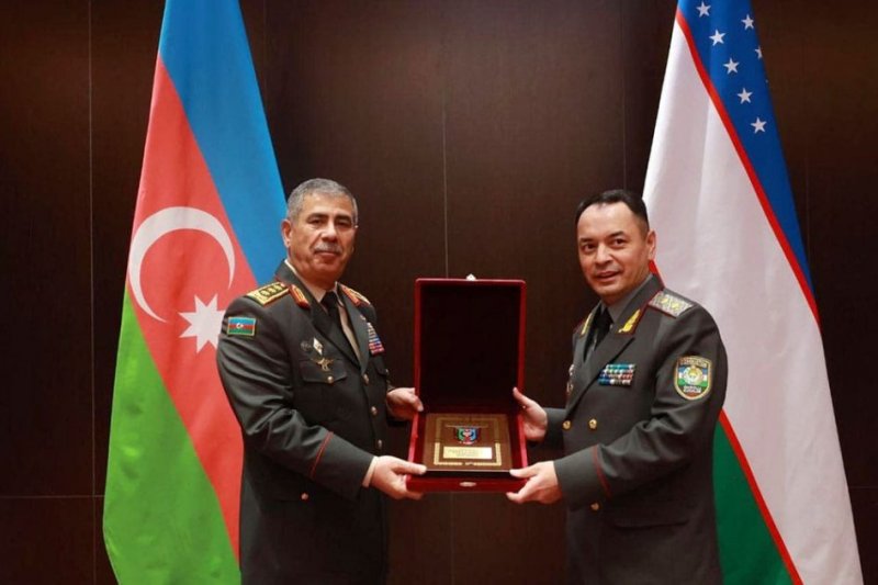 Azerbaijan, Uzbekistan discuss military cooperation during Unity-2025 exercise