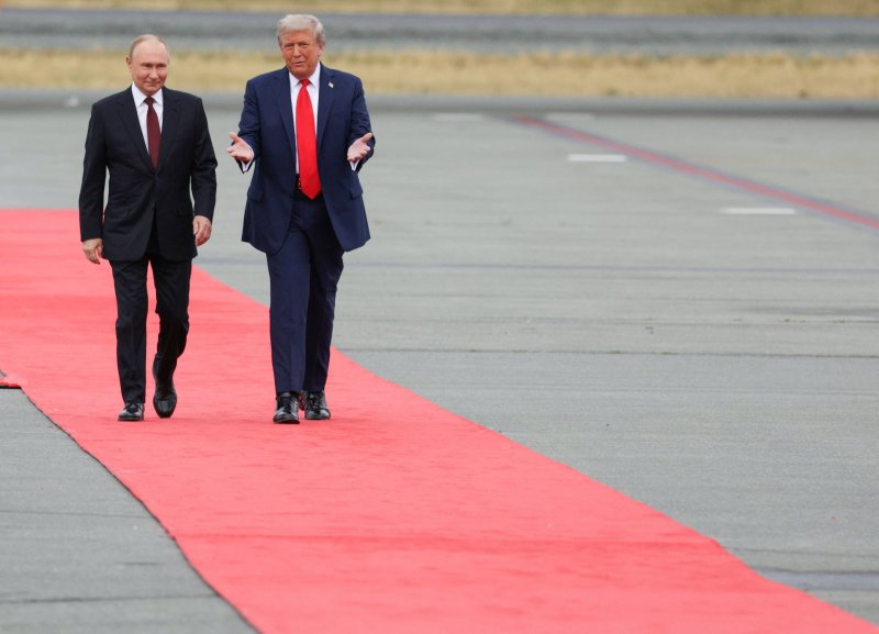Putin-Trump summit on hold after Russia rejects ceasefire 