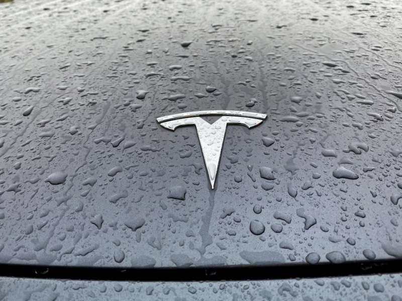 Tesla to recall nearly 13,000 US vehicles over battery issue 