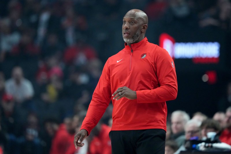 Trail Blazers coach Chauncey Billups arrested in sports betting probe