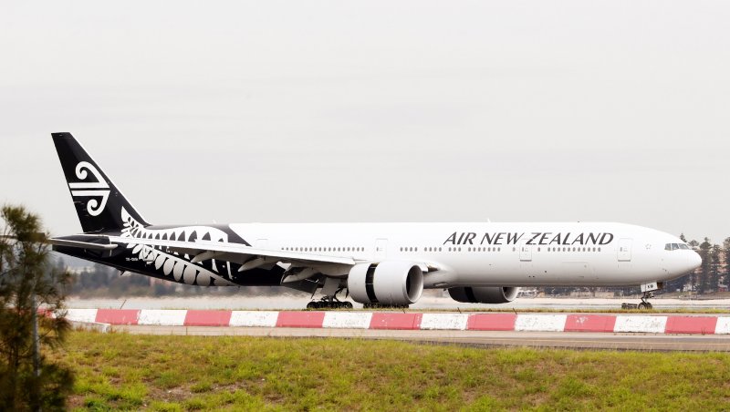 Air New Zealand flight makes emergency landing in Sydney
