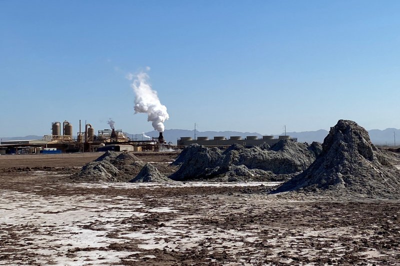 U.S. administration to reopen Alaska wildlife refuge for oil, gas leasing 