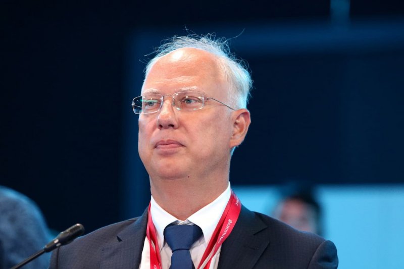 Top Russian envoy visits U.S. amid new sanctions from Trump 