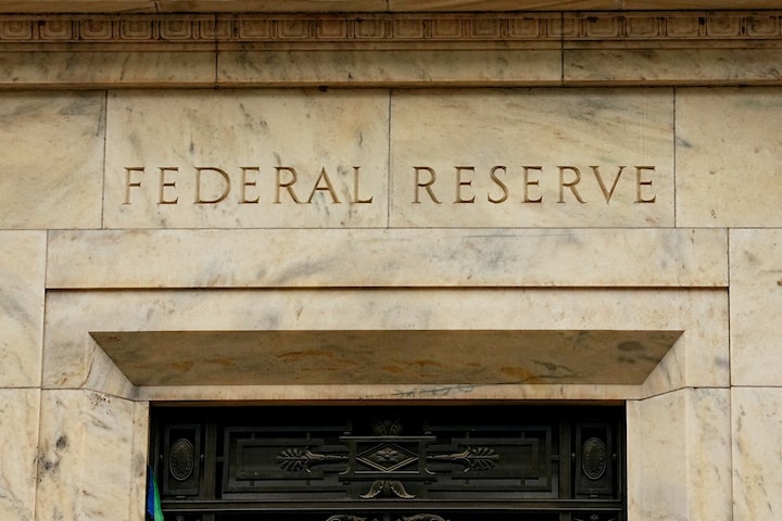 Fed advances stress test overhaul, giving banks greater transparency