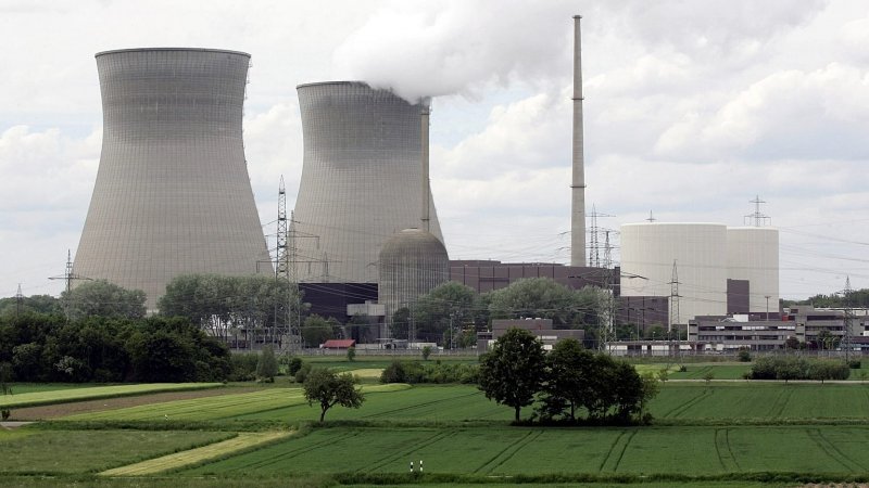  Why did Germany blow up its last nuclear power plant? 