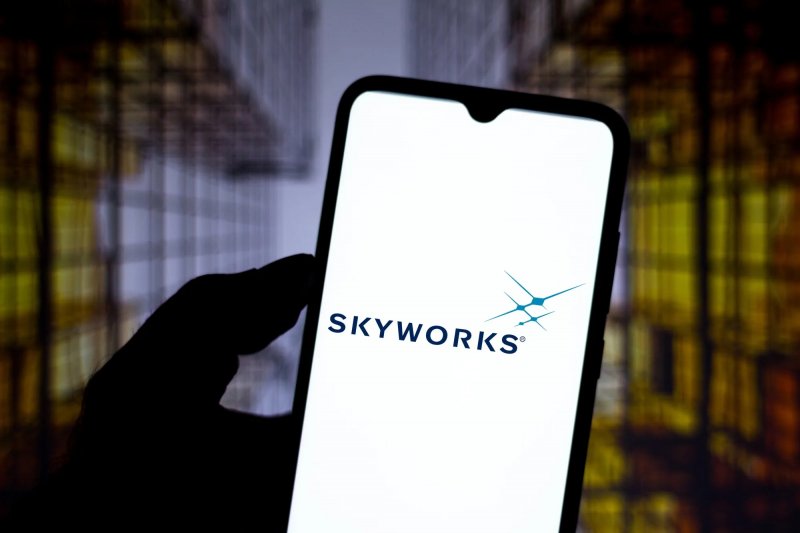 Apple supplier Skyworks explores $8 billion acquisition of rival Qorvo