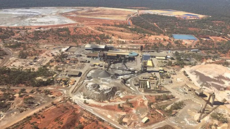 First deadly Australian mine explosion since 2015 kills 2 at Endeavor mine