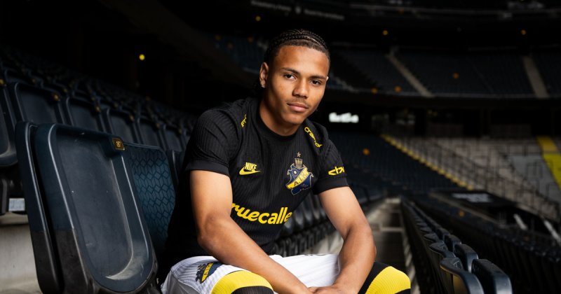 Manchester United target 16-year-old AIK striker